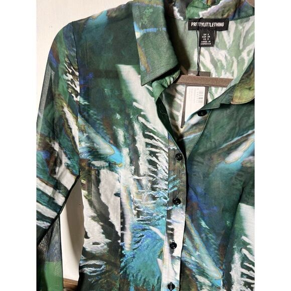Pretty Little Thing Green Abstract Sheer Button Down Shirt Size 4 US.    K - Picture 2 of 9